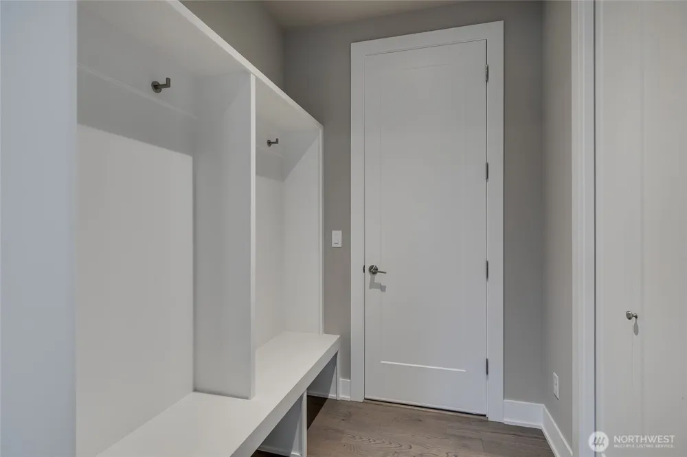 10284 133rd Court NE Kirkland, WA 98033