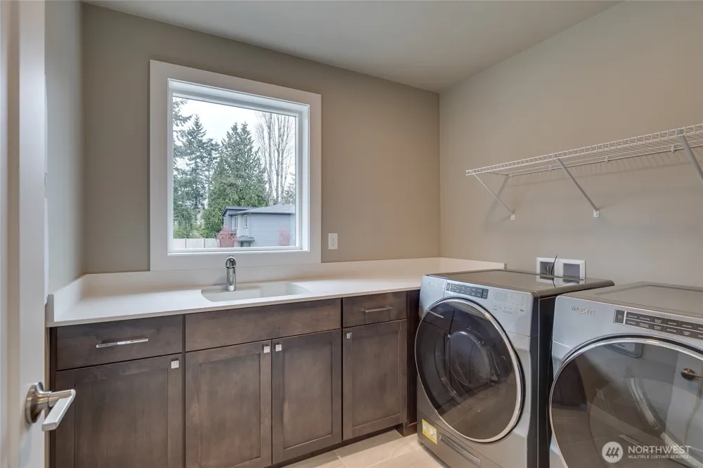 10284 133rd Court NE Kirkland, WA 98033
