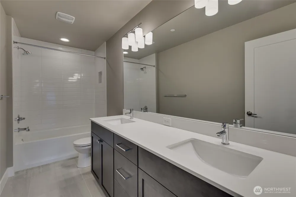 10284 133rd Court NE Kirkland, WA 98033