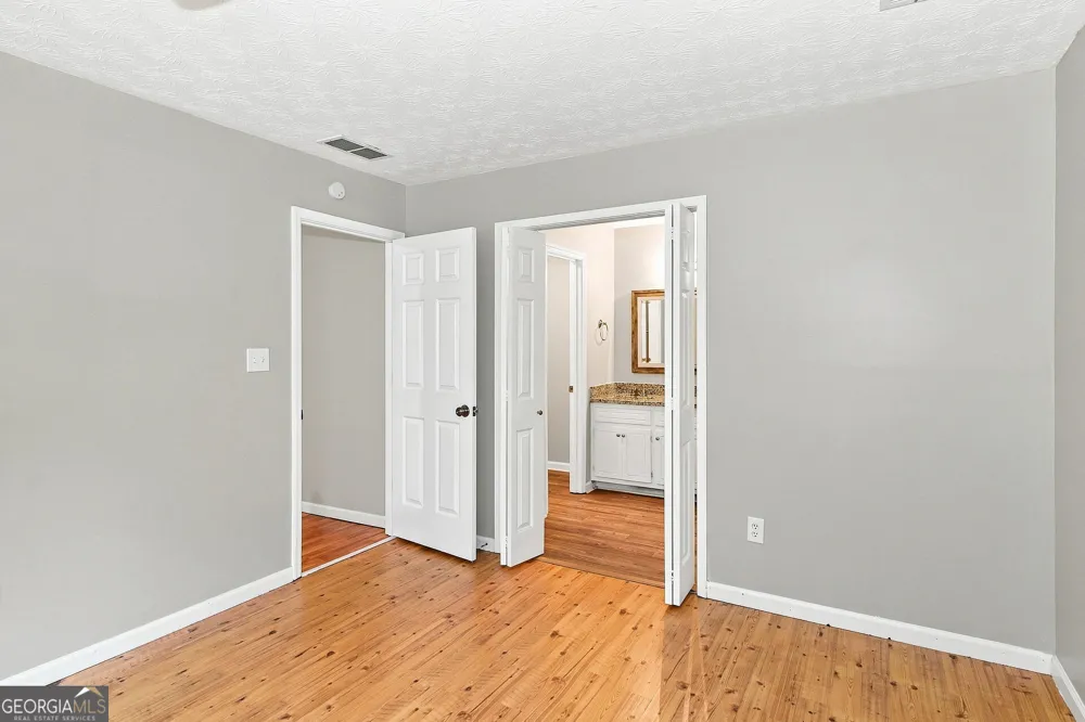1978 Lullwater CIR Jonesboro, GA 30236