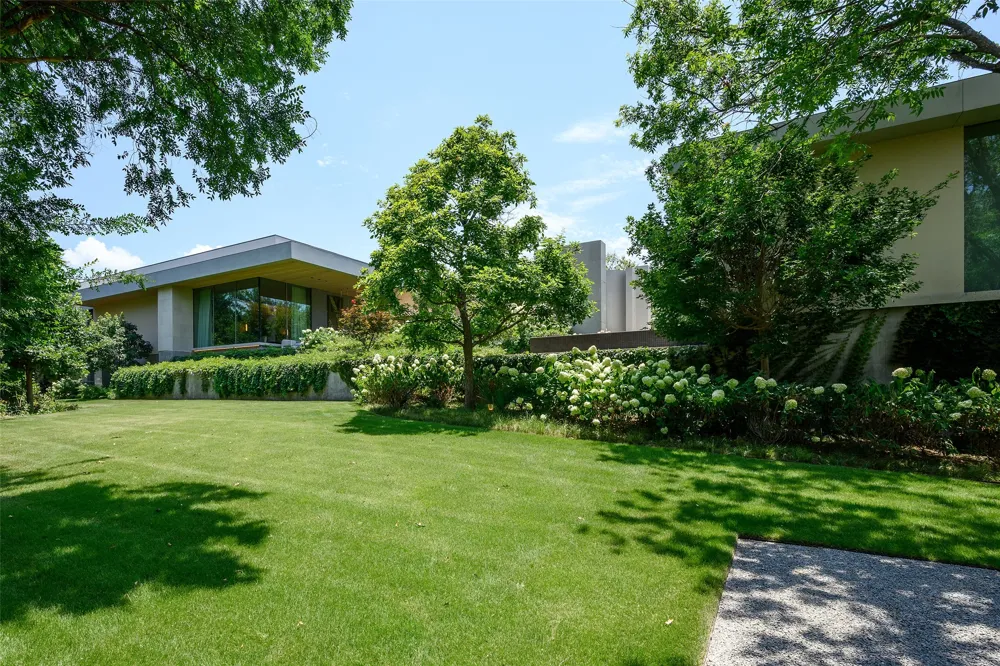 5547 Walnut Hill Lane Dallas, TX 75229