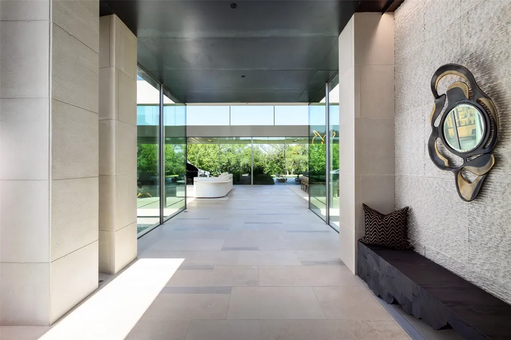 5547 Walnut Hill Lane Dallas, TX 75229