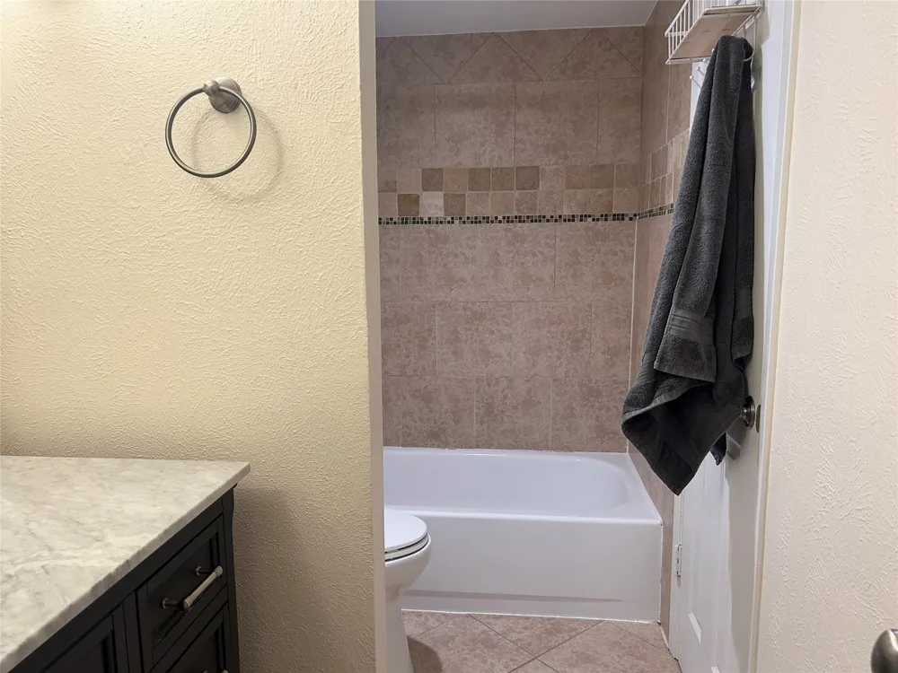 5300 Keller Springs Road #2095 Dallas, TX 75248