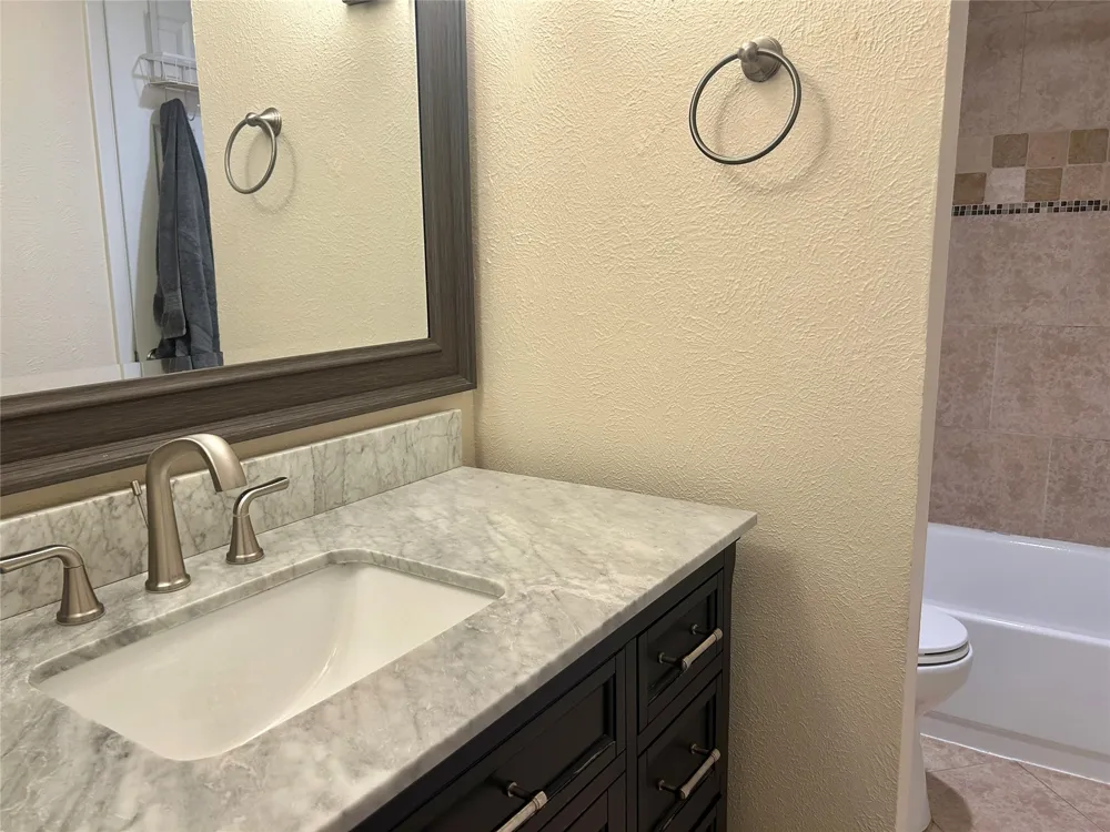 5300 Keller Springs Road #2095 Dallas, TX 75248