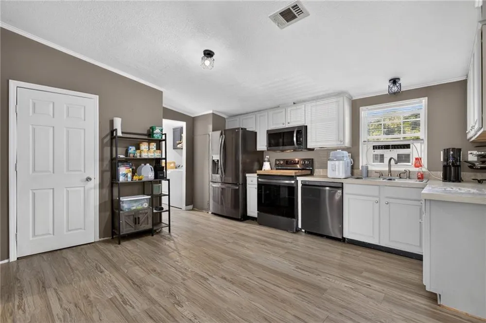 4382 Dews Pond Road SE Calhoun, GA 30701