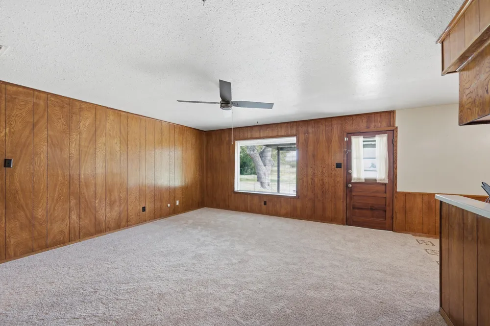 16111 Clarence Street Needville, TX 77461