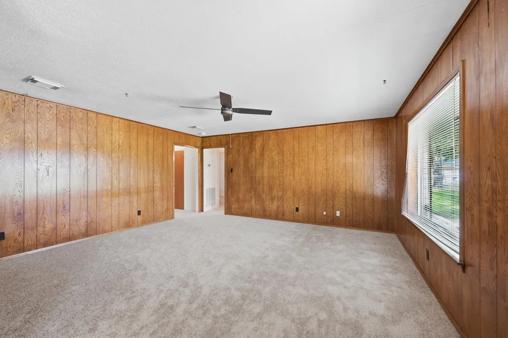 16111 Clarence Street Needville, TX 77461