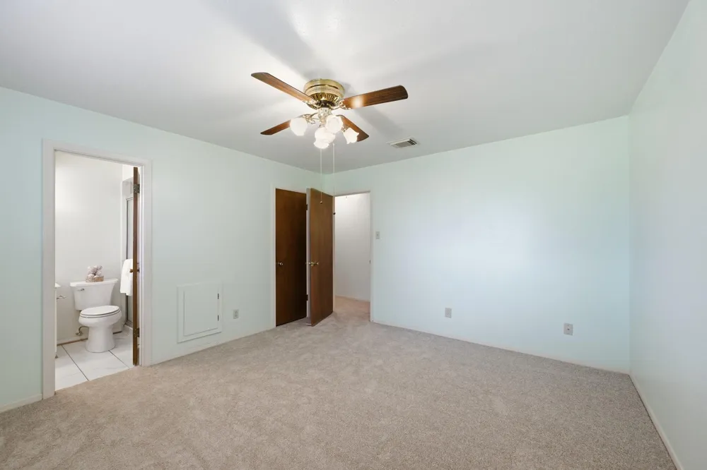 16111 Clarence Street Needville, TX 77461