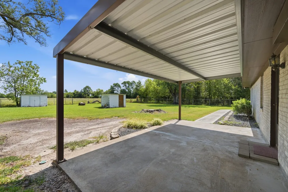 16111 Clarence Street Needville, TX 77461