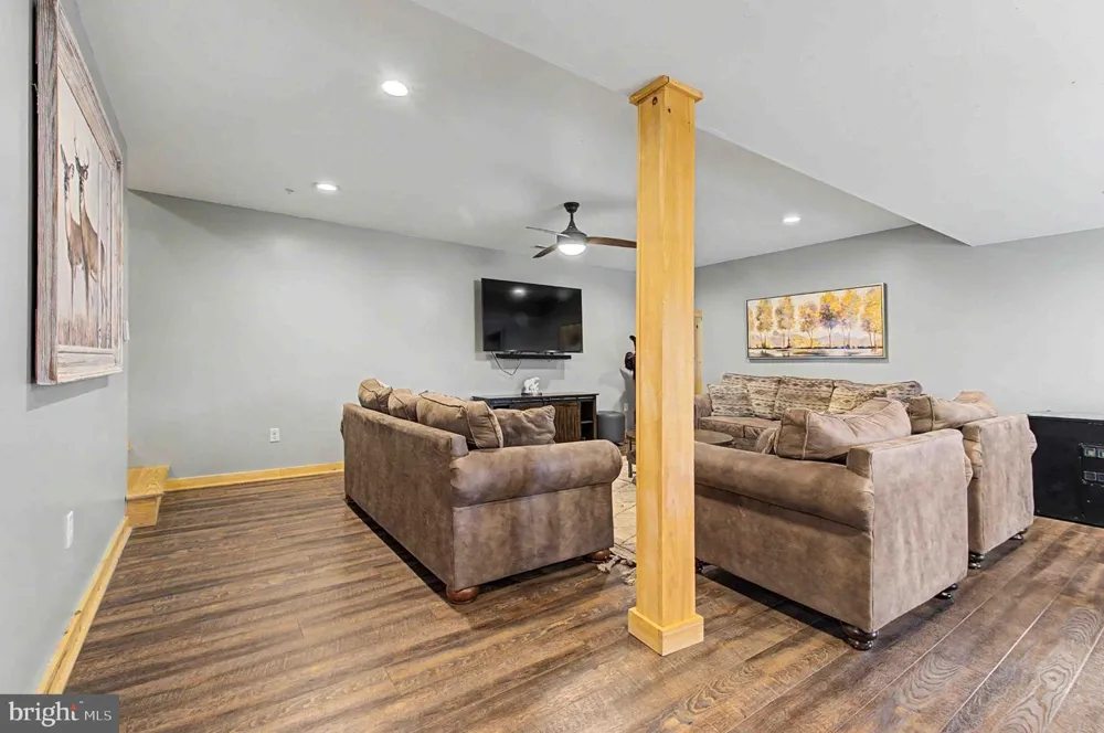 870 CAMP ROAD Mc Henry, MD 21541
