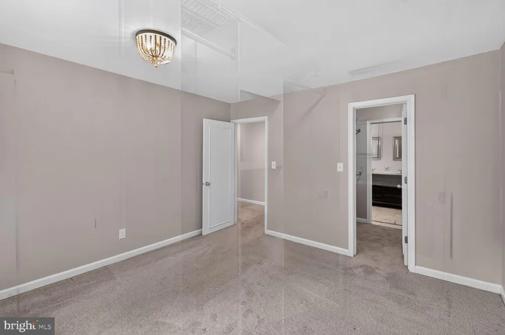 5905 NOBLESTOWN ROAD #F Springfield, VA 22152