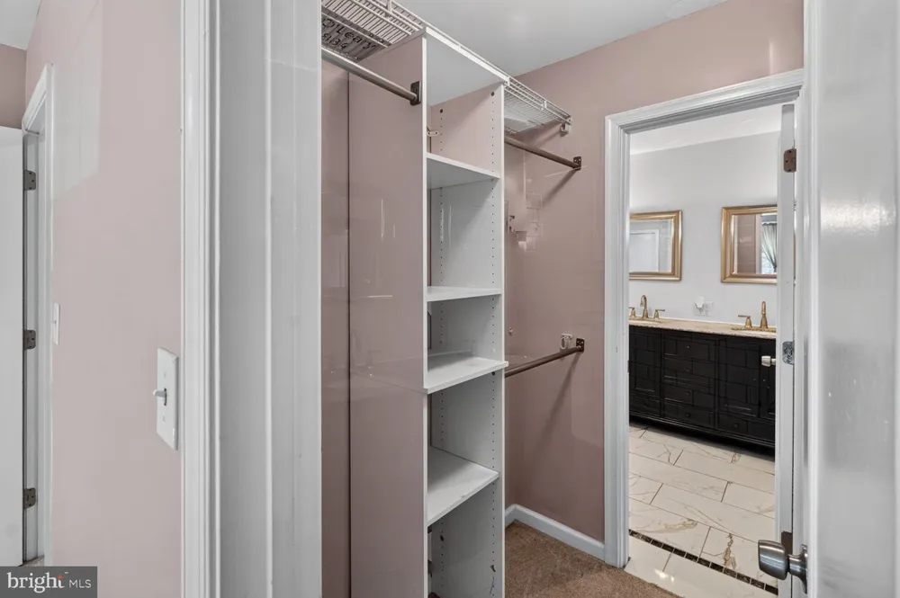 5905 NOBLESTOWN ROAD #F Springfield, VA 22152