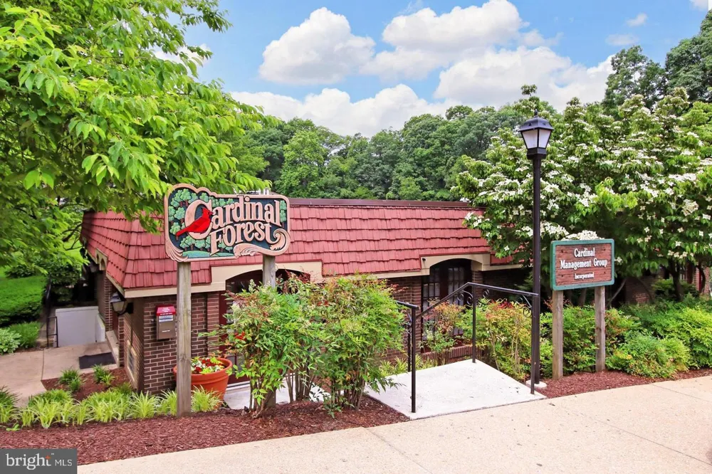 5905 NOBLESTOWN ROAD #F Springfield, VA 22152