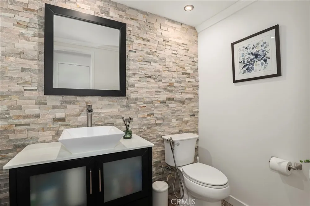 20604 Lemmer Street Chatsworth, CA 91311