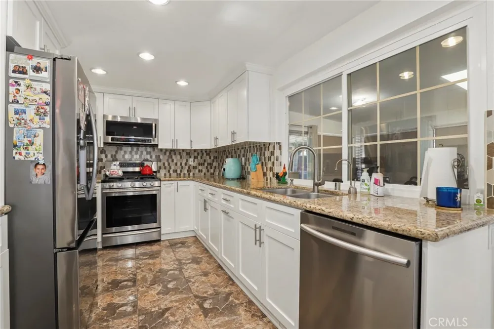 20604 Lemmer Street Chatsworth, CA 91311