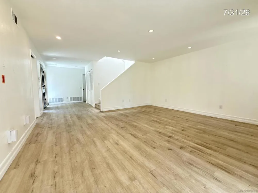 1527 Sunrise Shadow El Cajon, CA 92019