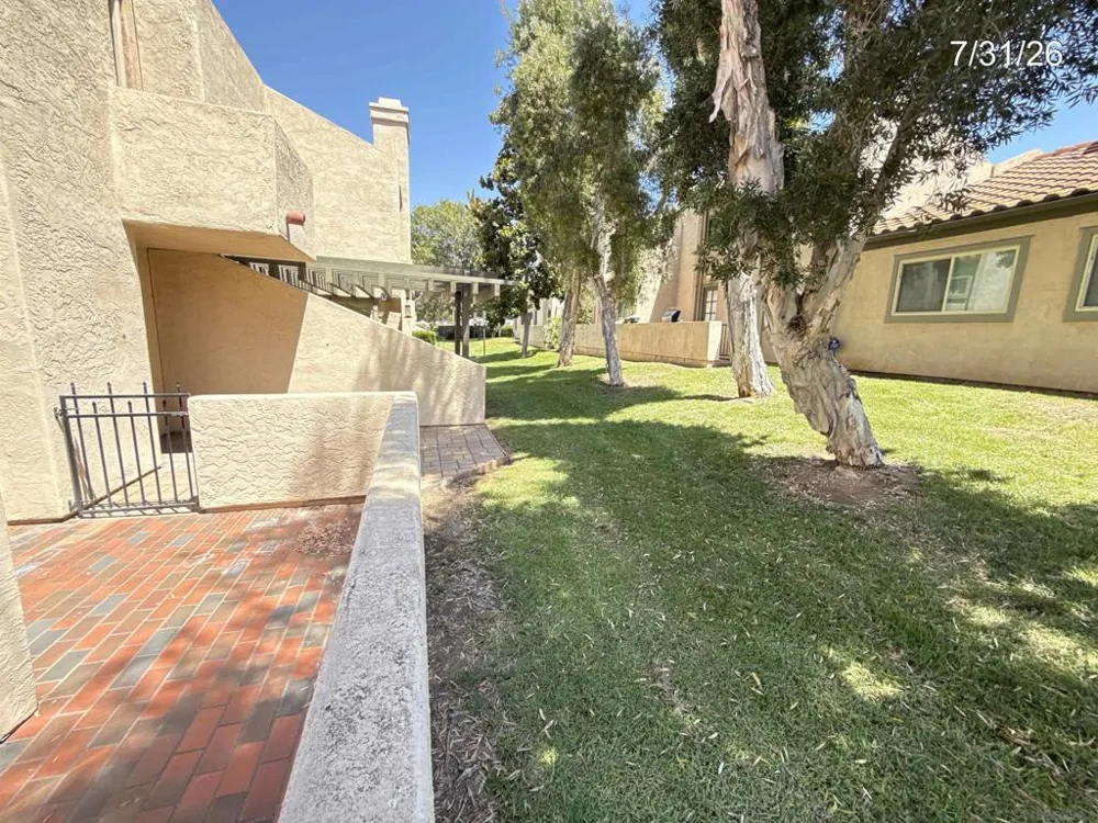 1527 Sunrise Shadow El Cajon, CA 92019