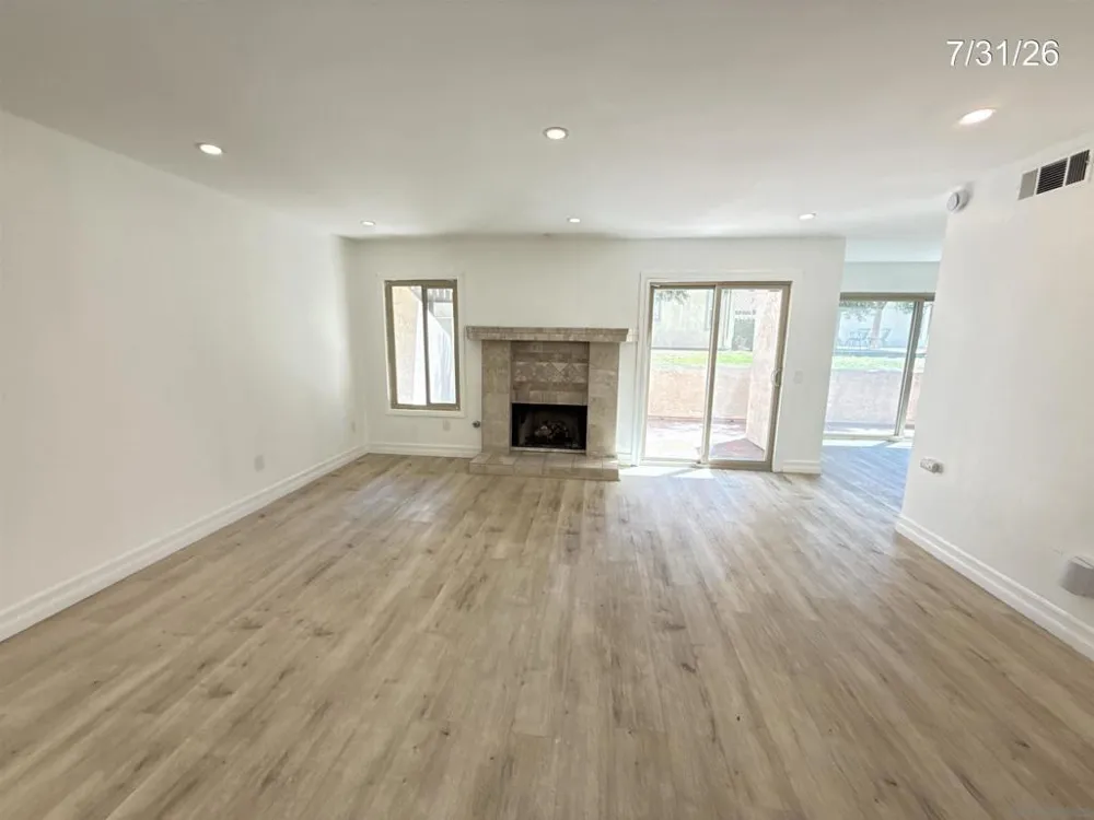 1527 Sunrise Shadow El Cajon, CA 92019