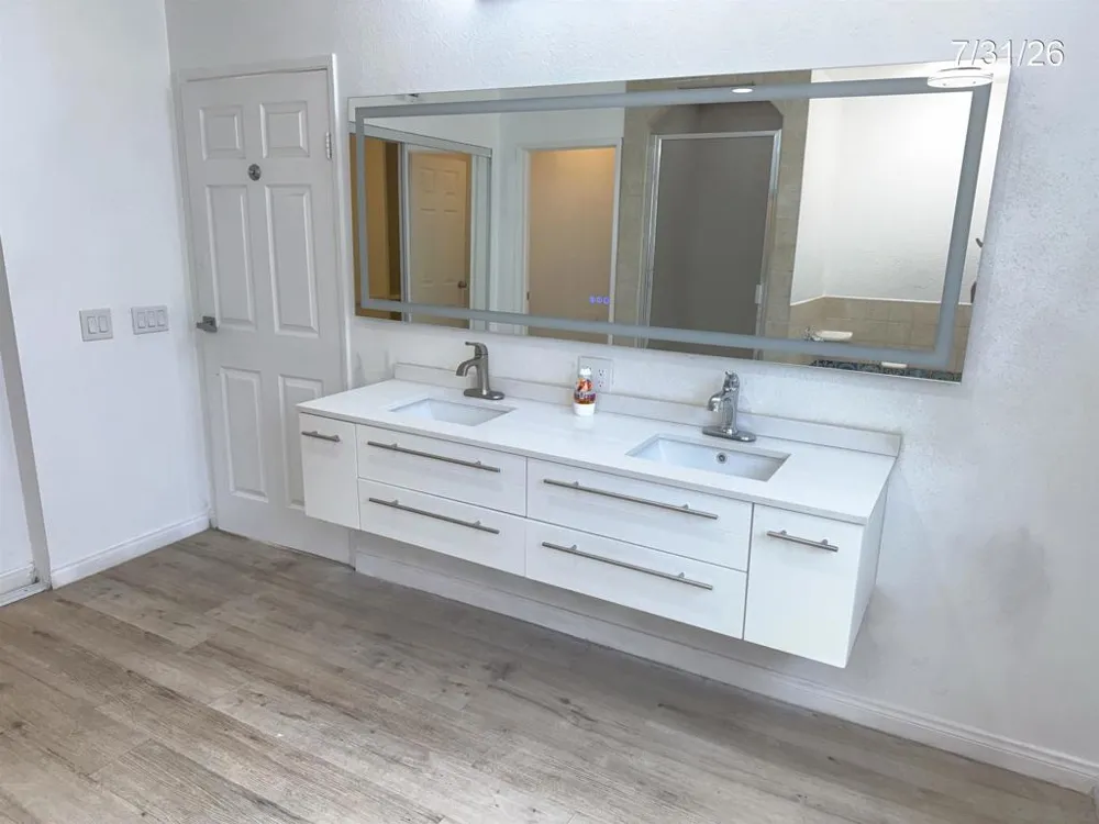 1527 Sunrise Shadow El Cajon, CA 92019