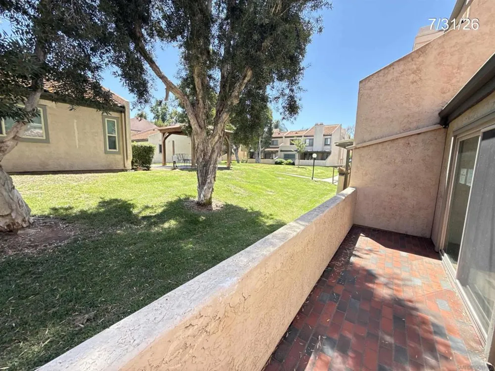 1527 Sunrise Shadow El Cajon, CA 92019