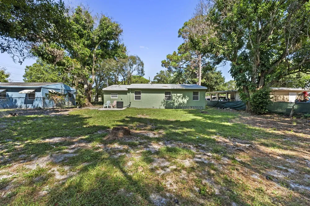 205 21st Street Fort Pierce, FL 34950