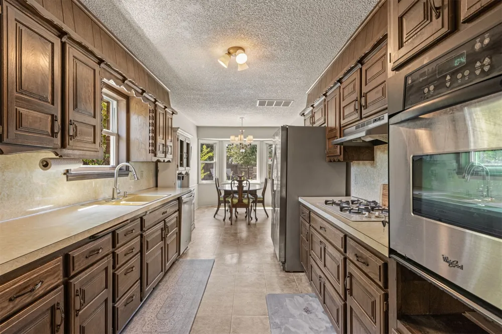 24712 E 112th Street S Broken Arrow, OK 74014