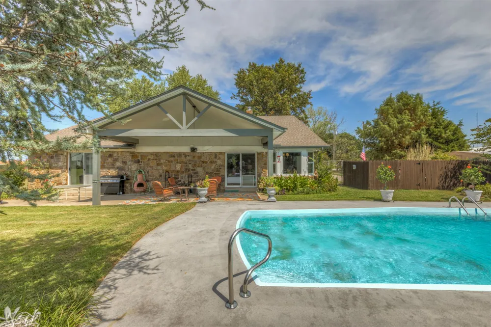 24712 E 112th Street S Broken Arrow, OK 74014