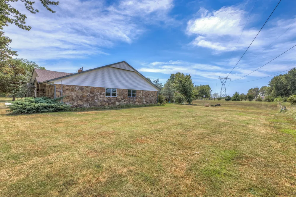 24712 E 112th Street S Broken Arrow, OK 74014