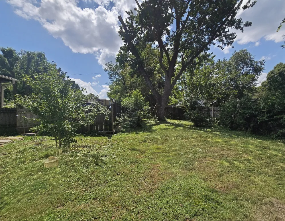 1818 Figures Ave Columbia, TN 38401