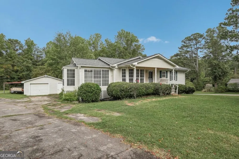 9782 Highway 166 Winston, GA 30187