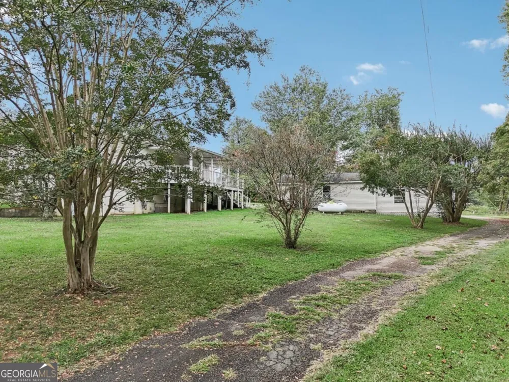 9782 Highway 166 Winston, GA 30187