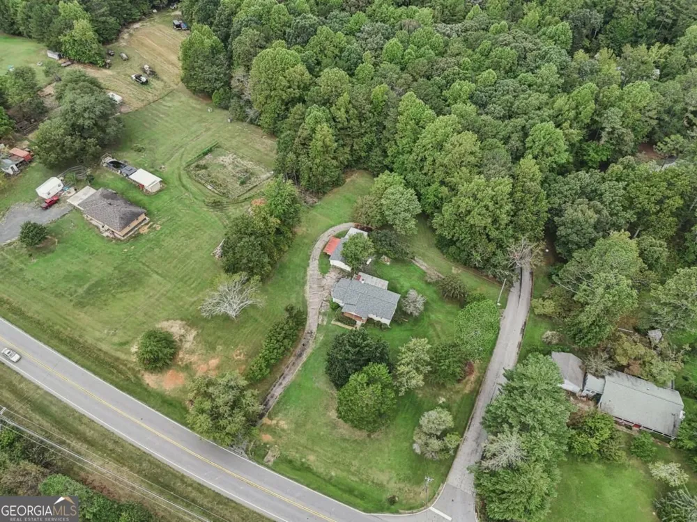 9782 Highway 166 Winston, GA 30187