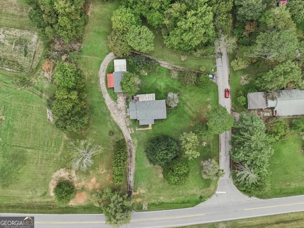 9782 Highway 166 Winston, GA 30187