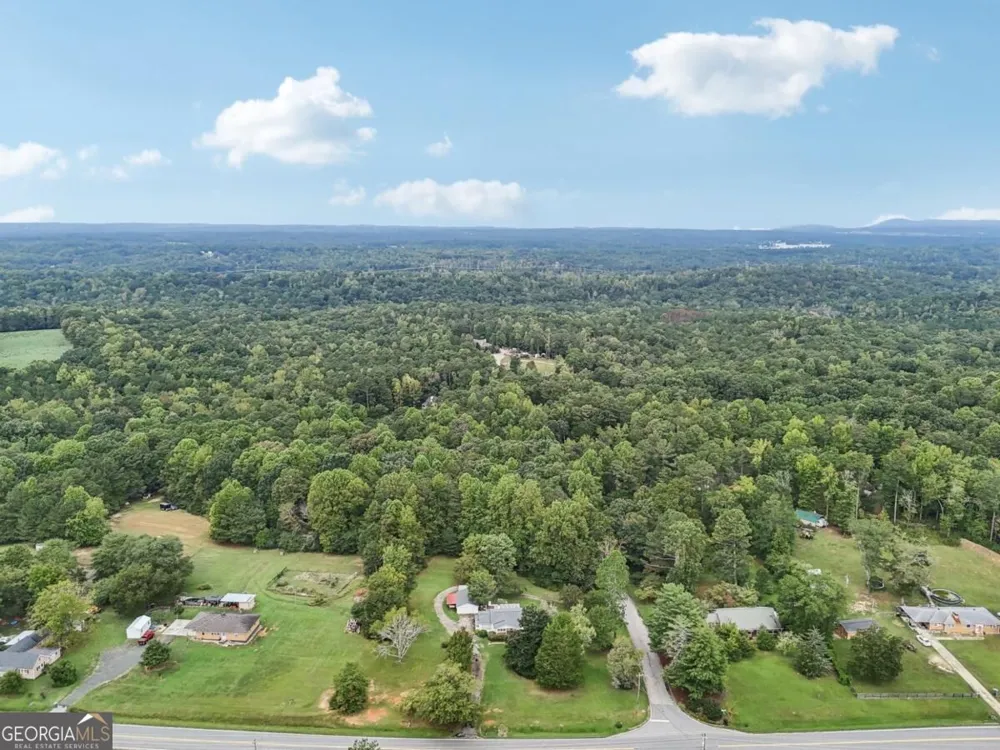 9782 Highway 166 Winston, GA 30187