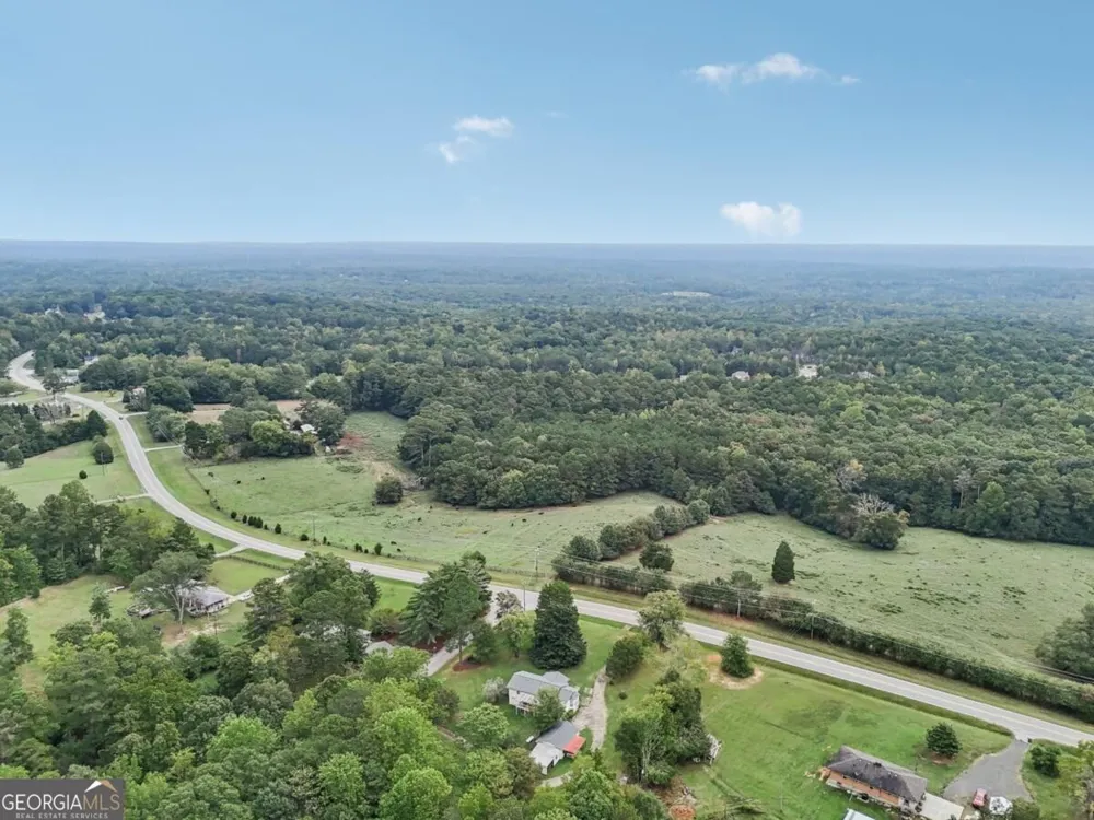 9782 Highway 166 Winston, GA 30187