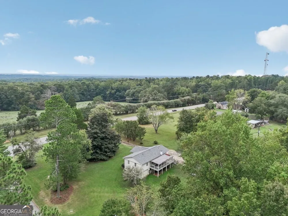 9782 Highway 166 Winston, GA 30187