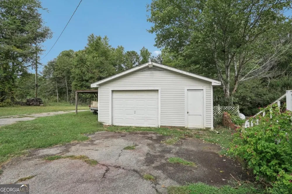 9782 Highway 166 Winston, GA 30187