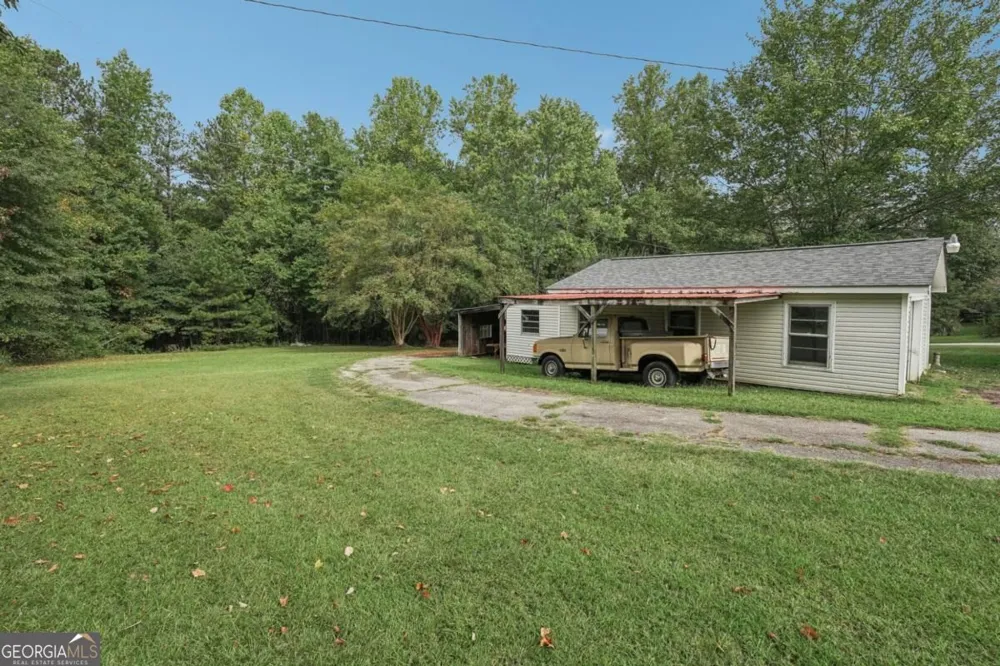 9782 Highway 166 Winston, GA 30187