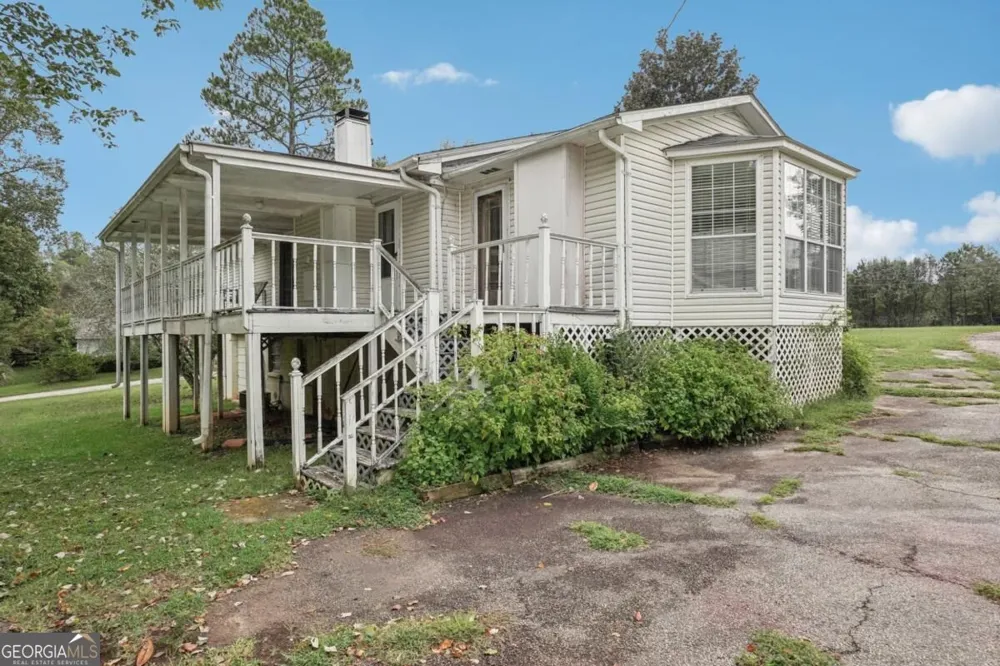 9782 Highway 166 Winston, GA 30187