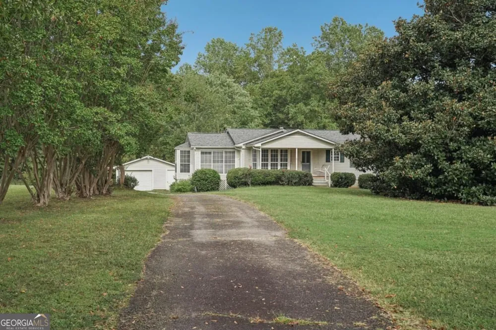 9782 Highway 166 Winston, GA 30187