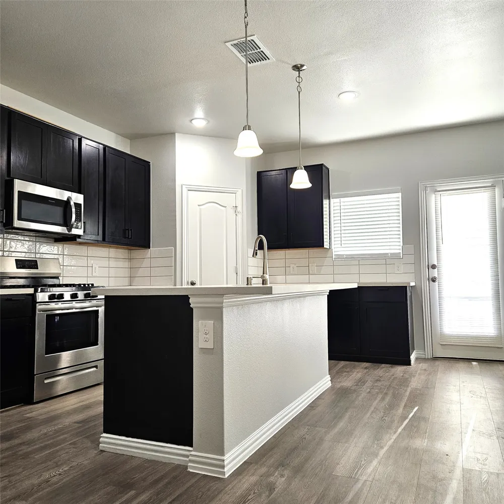 2225 Crooked Bow Drive Mesquite, TX 75149