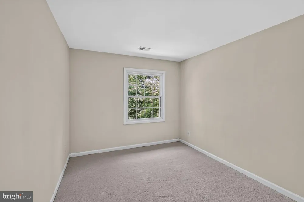 5901 KINGSFORD ROAD #442 Springfield, VA 22152