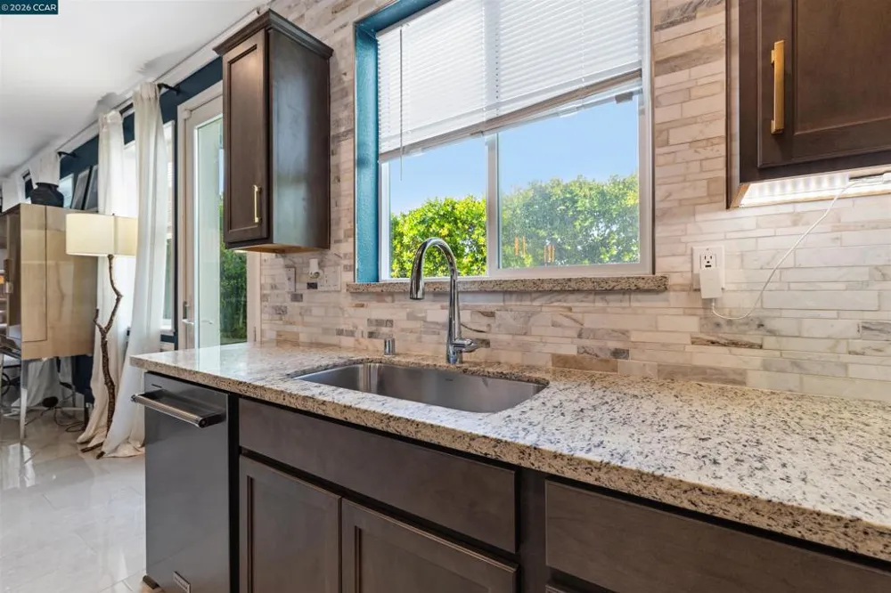 3002 Hickorynut st Antioch, CA 94509
