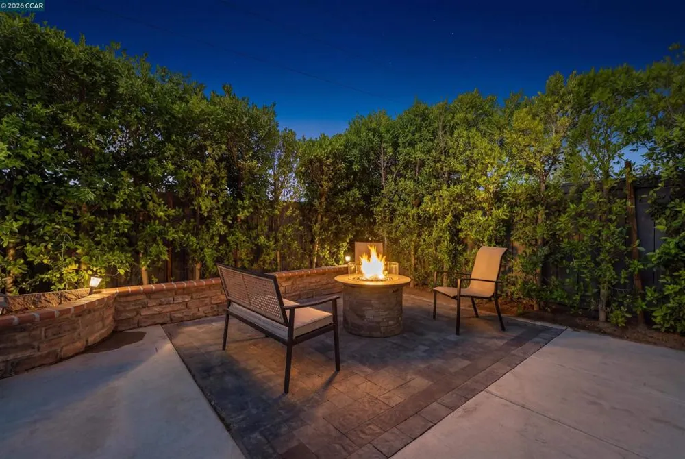 3002 Hickorynut st Antioch, CA 94509
