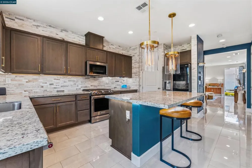 3002 Hickorynut st Antioch, CA 94509