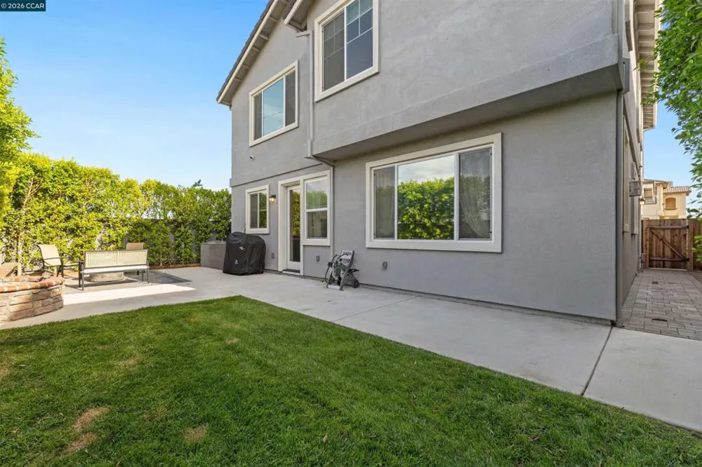 3002 Hickorynut st Antioch, CA 94509