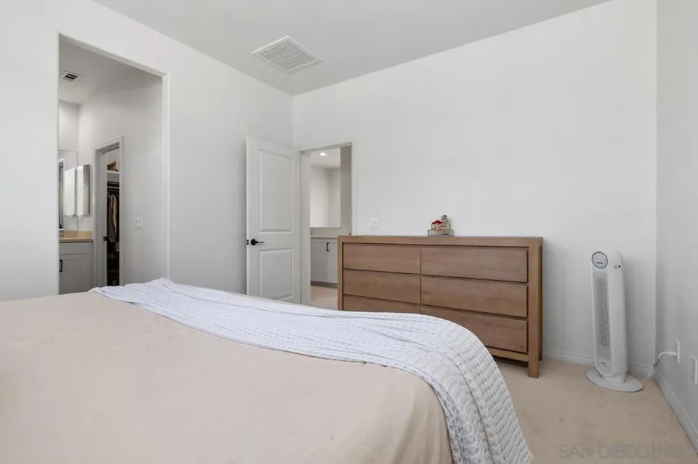 523 Sandpiper Way Imperial Beach, CA 91932