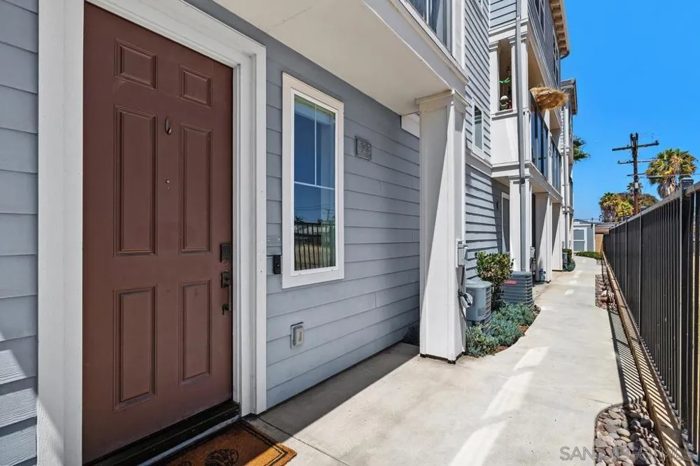 523 Sandpiper Way Imperial Beach, CA 91932
