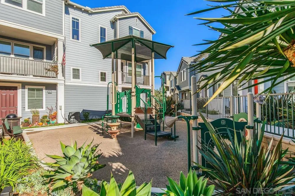523 Sandpiper Way Imperial Beach, CA 91932