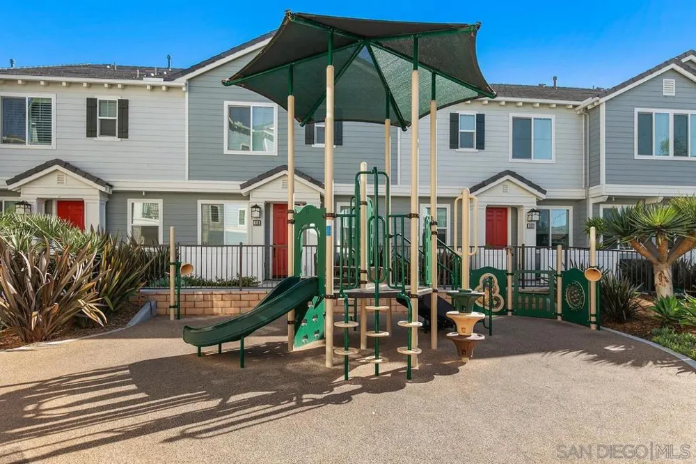 523 Sandpiper Way Imperial Beach, CA 91932